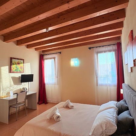 Bed and Breakfast Artemide Сан-Боніфачо Екстер'єр фото